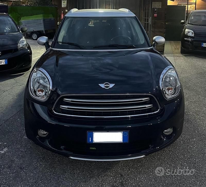 Usata Mini Cooper D Countryman Business 116 CV (85 kW) 2016 Marrone SUV