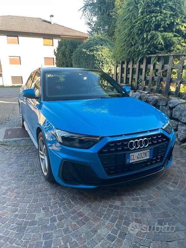 Blu Usata 2021 Audi A1 S-Line Tre volumi | 20.000 € (Buon prezzo) - Immagine 1/4