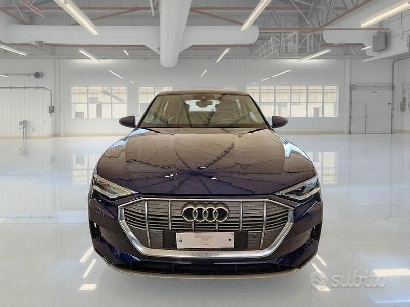 Usata Audi e-tron Business 300 kW (408 CV) 2023 Blu SUV