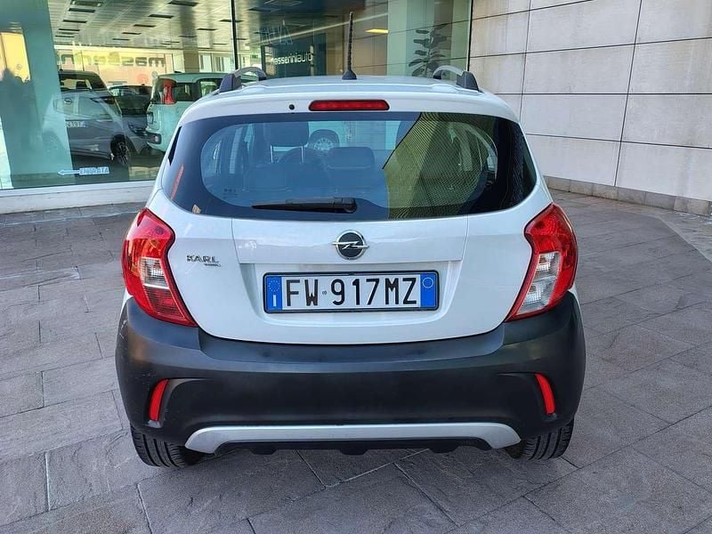Usata Opel Karl Rocks 73 CV (53 kW) 2019 Bianco metallizzato Utilitaria