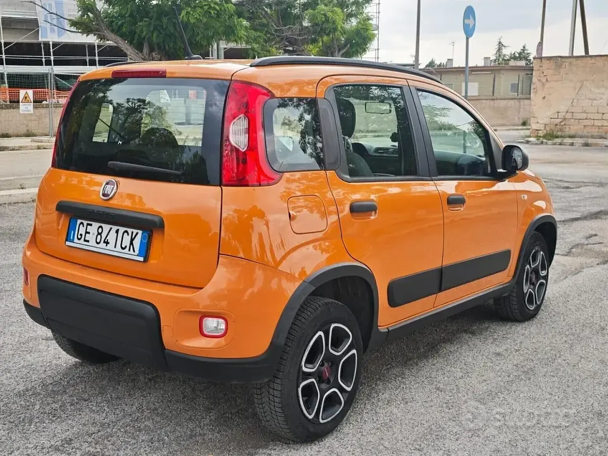 Usata Fiat Panda 80 CV (58 kW) 2021 Arancione Utilitaria
