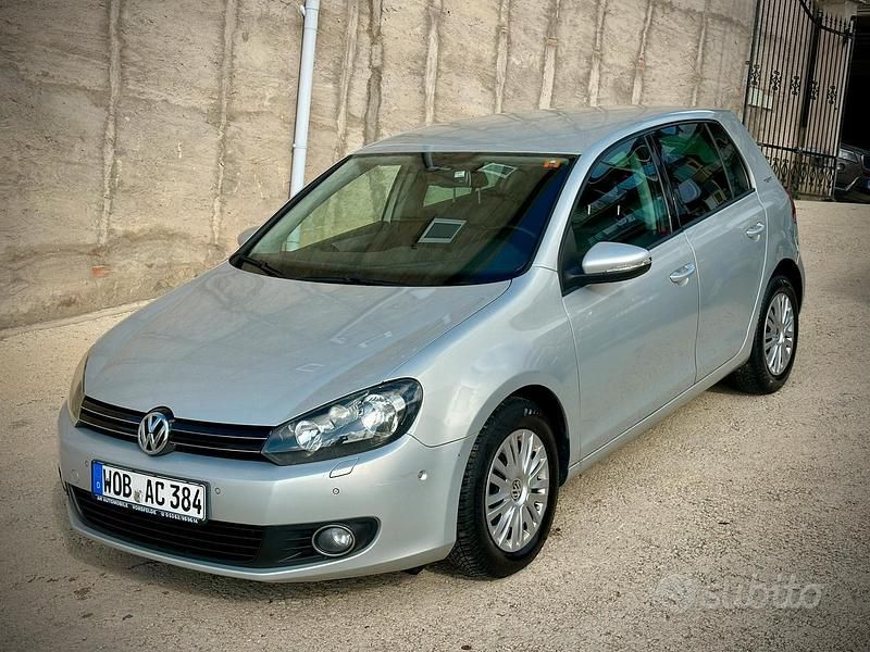 Usata VW Golf VI 105 CV (77 kW) 2010 Utilitaria