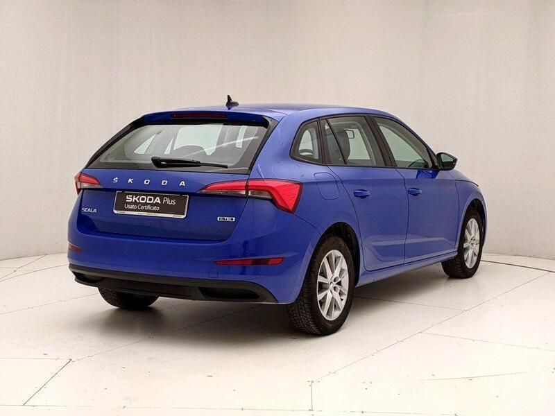 Usata Skoda Scala Style 90 CV (66 kW) 2021 Blu Utilitaria