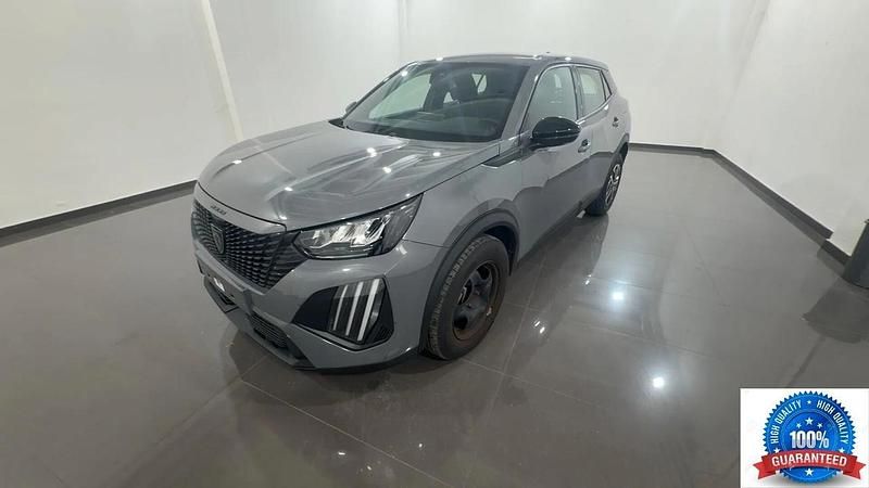 Usata Peugeot 2008 Active 102 CV (75 kW) 2023 Grigio SUV