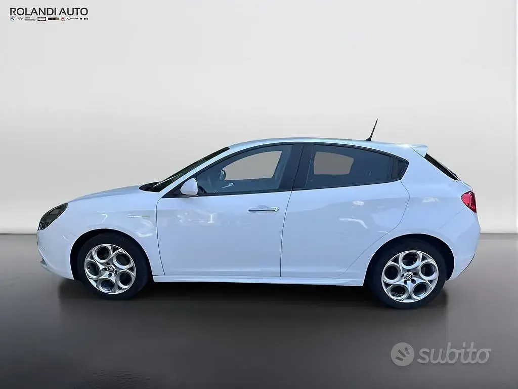 Usata Alfa Romeo Giulietta 120 CV (88 kW) 2017 Bianco Utilitaria