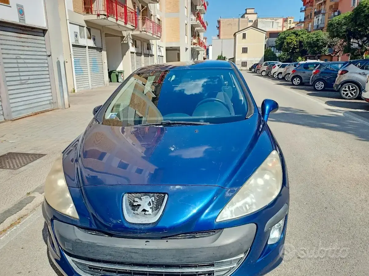 Usata Peugeot 308 95 CV (69 kW) 2008 Blu Berlina