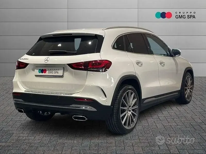 Usata Mercedes GLA200 Premium 150 CV (110 kW) 2023 Bianco SUV