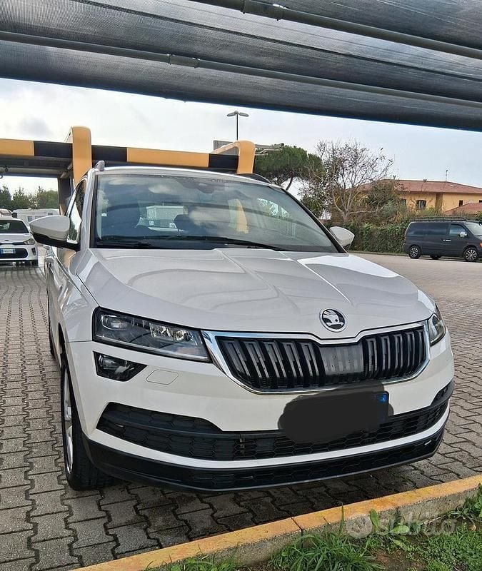 Bianco Usata 2020 Skoda Karoq SUV | 17.200 € (Ottimo prezzo) - Immagine 1/4