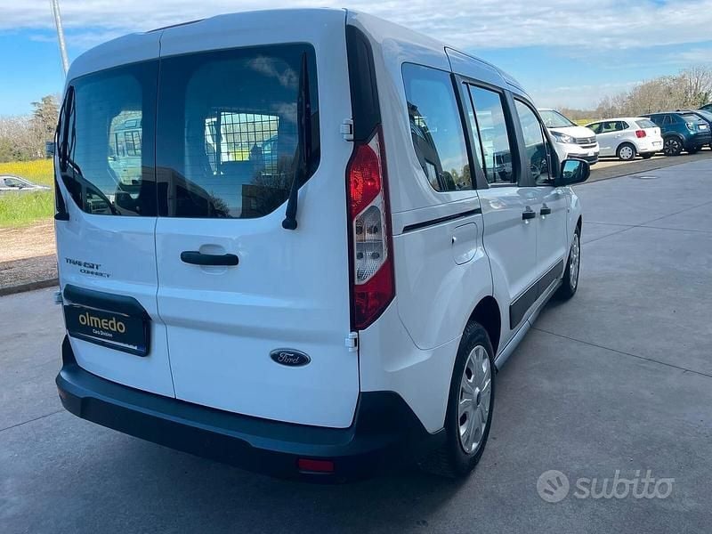 Usata Ford T 120 CV (88 kW) 2021 Bianco Station wagon