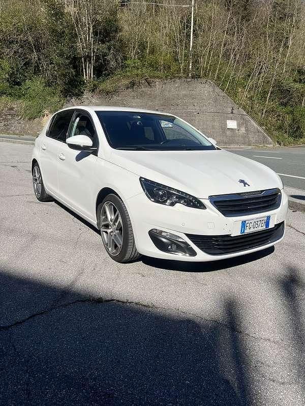Usata Peugeot 308 Active 120 CV (88 kW) 2017 Berlina