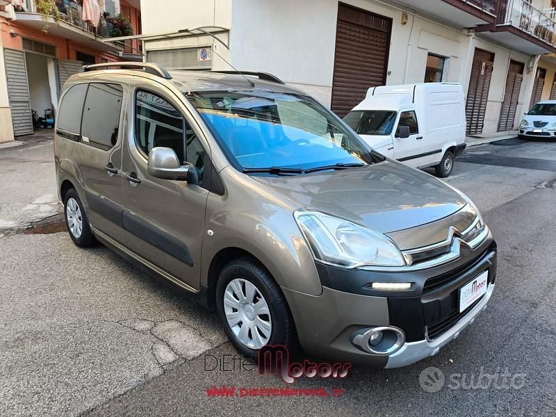 Usata Citroën Berlingo XTR 92 CV (67 kW) 2013 Grigio Monovolume