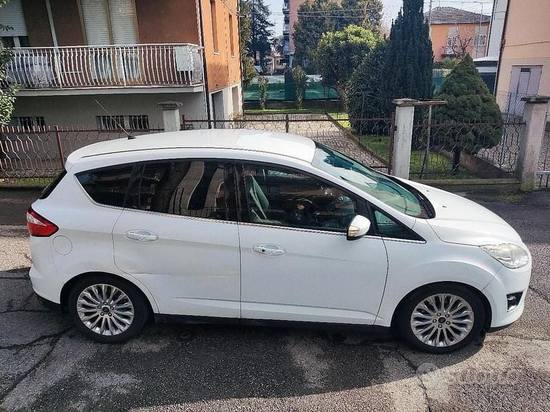 Usata Ford C-MAX Titanium 115 CV (84 kW) 2011 Bianco Monovolume