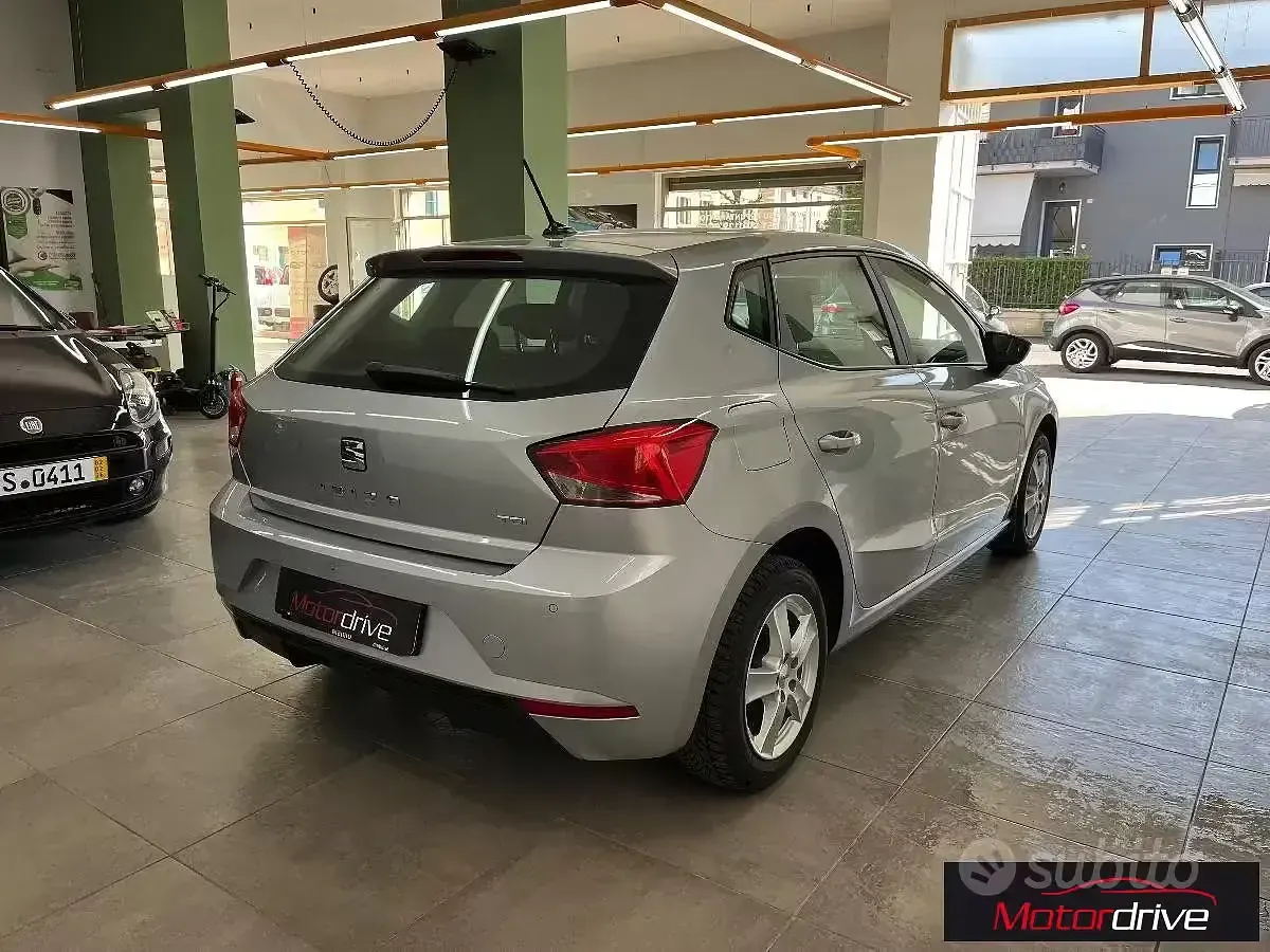 Second-hand Seat Ibiza 90 CP (66 kW) 2021 Argintiu Hatchback