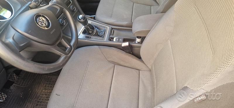 Usata VW Golf VII 105 CV (77 kW) 2013 Nero Utilitaria