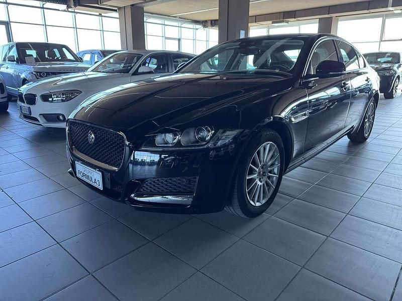Nero Usata 2018 Jaguar XF Prestige Tre volumi | 16.900 € (Super prezzo) - Immagine 1/4