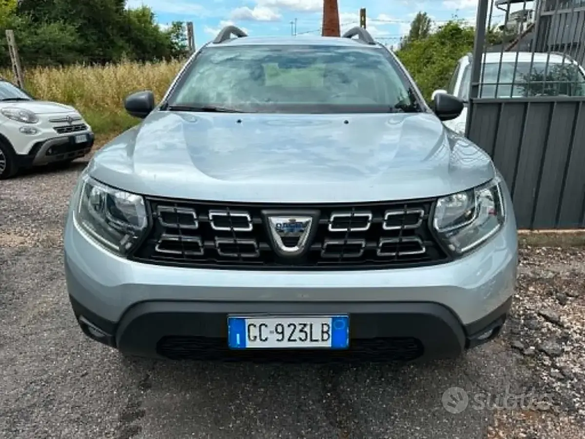 Usata Dacia Duster Comfort 101 CV (74 kW) 2020 Grigio SUV