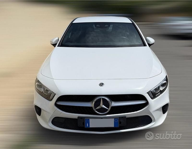 Usata Mercedes A180 116 CV (85 kW) 2019 Bianco Berlina