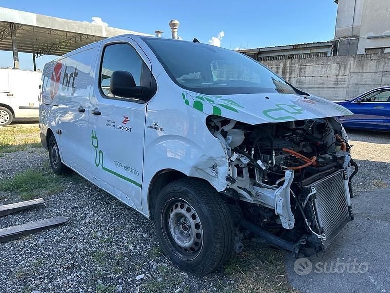 Usata Fiat e-Scudo Business 56 kW (77 CV) 2022 Bianco Monovolume