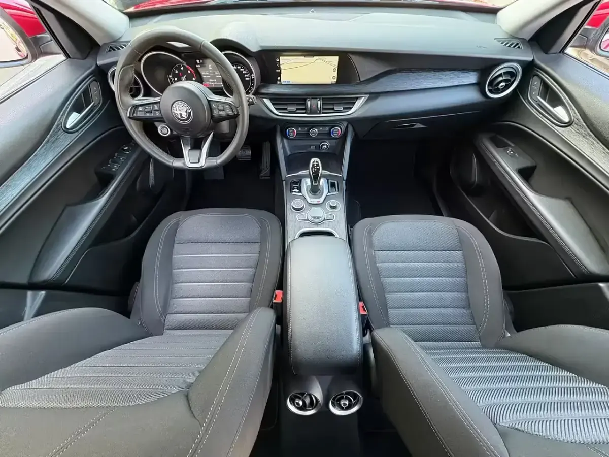 Usata Alfa Romeo Stelvio 190 CV (139 kW) 2021 Rosso SUV
