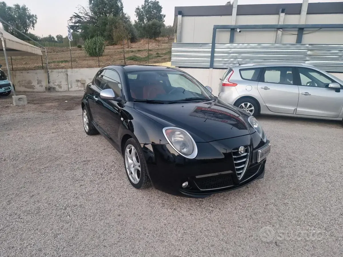 Usata Alfa Romeo MiTo Distinctive 105 CV (77 kW) 2013 Nero Utilitaria
