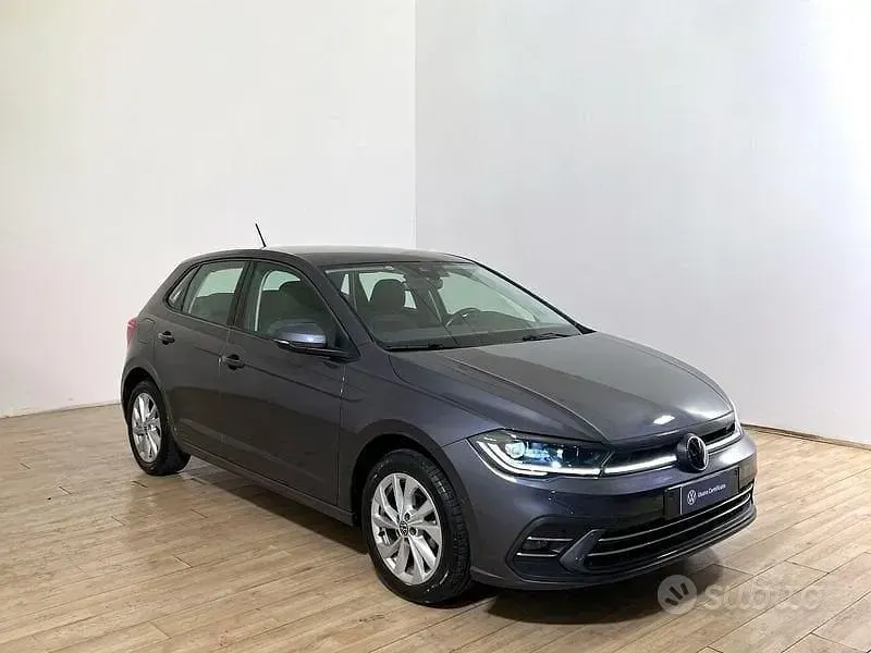 Usata VW Polo Style 95 CV (69 kW) 2023 Smoky grey Utilitaria