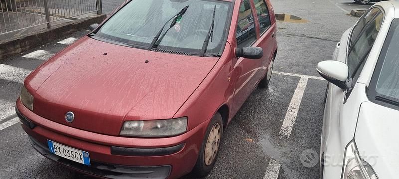 Usata Fiat Punto 60 CV (44 kW) 2001 Rosso Berlina