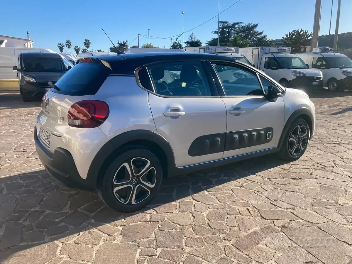 Usata Citroën C3 Shine 75 CV (55 kW) 2018 Grigio Utilitaria