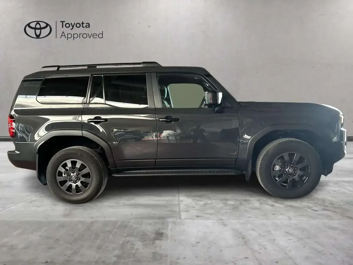 Usata Toyota Land Cruiser 205 CV (150 kW) 2024 Other Utilitaria