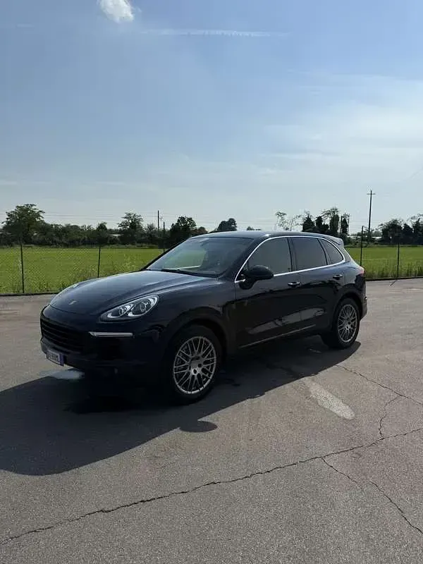 Usata Porsche Cayenne 250 CV (183 kW) 2015 SUV