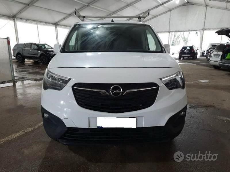 Usata Opel Combo 90 CV (66 kW) 2021 Bianco Monovolume