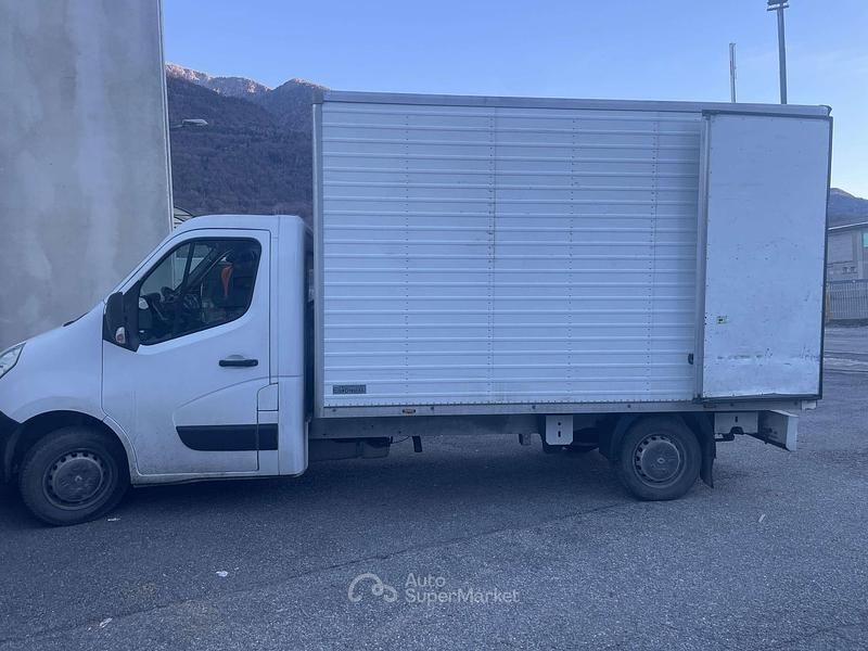 Usata Renault Master 145 CV (106 kW) 2020 Monovolume