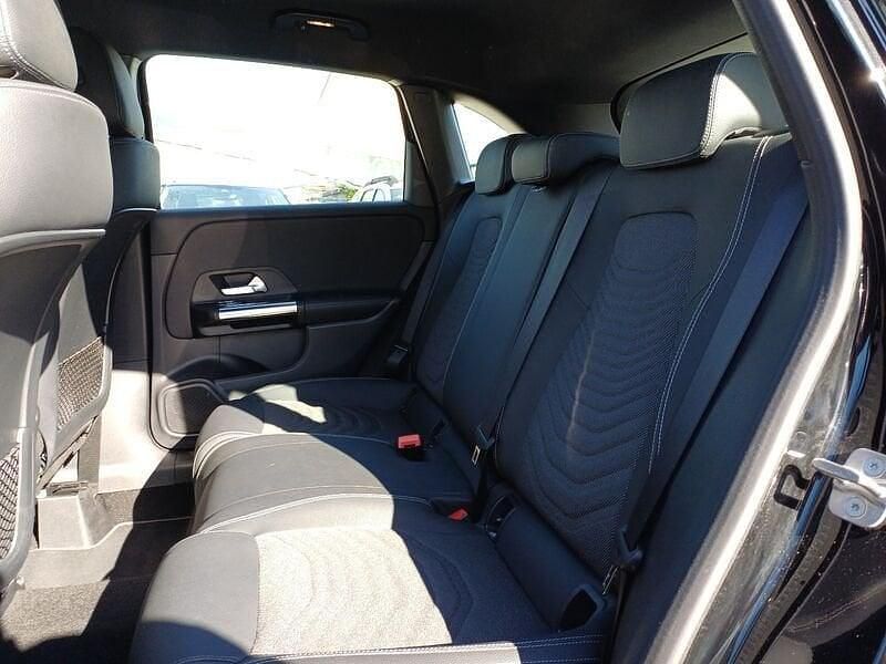 Usata Mercedes B180 Advanced 116 CV (85 kW) 2024 Nero Monovolume