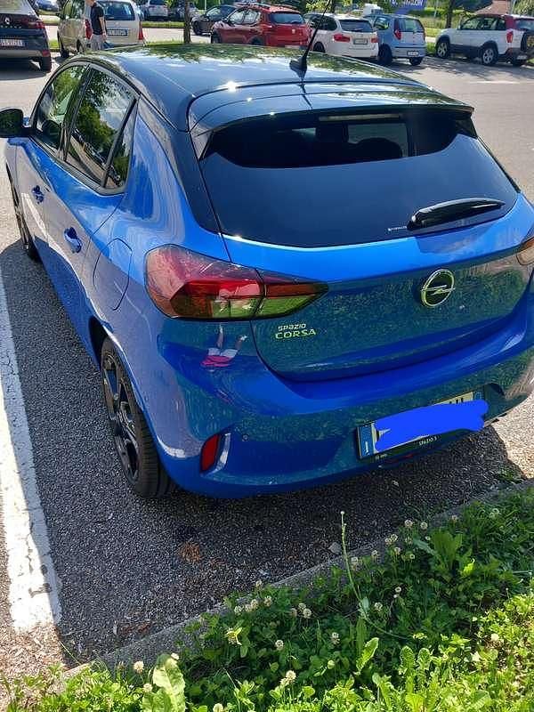 Usata Opel Blitz Edition 101 CV (74 kW) 2023 Blu/azzurro Berlina