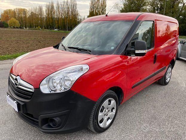 Occasion Opel Combo 105 ch (77 kW) 2014 Rouge Monospace