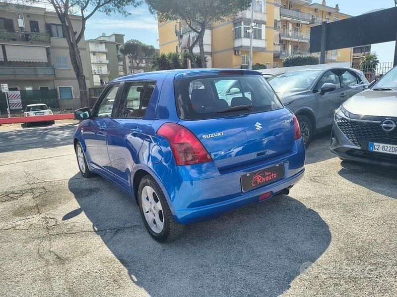 Usata Suzuki Swift GL 69 CV (50 kW) 2006 Blu Utilitaria