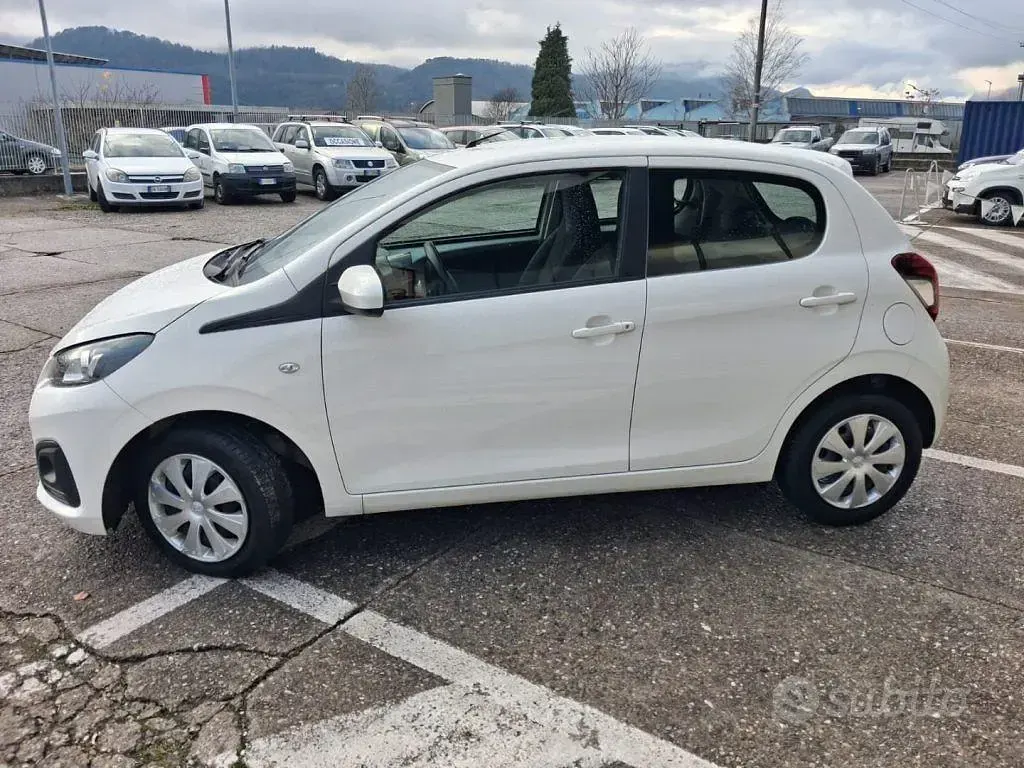 Usata Peugeot 108 Active 72 CV (52 kW) 2020 Bianco Berlina