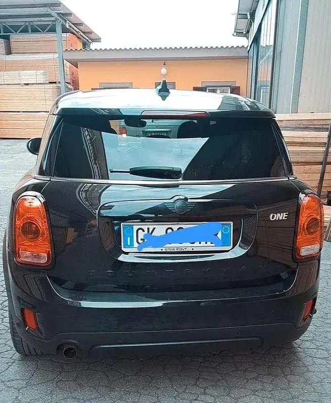 Usata Mini One Countryman Hype 102 CV (75 kW) 2018 SUV