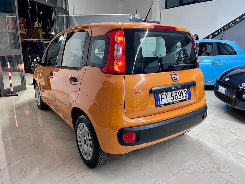 Usata Fiat Panda Pop 69 CV (50 kW) 2019 Arancione Berlina