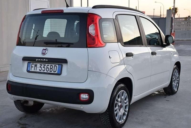 Usata Fiat Panda Easy 69 CV (50 kW) 2017 Bianco Utilitaria