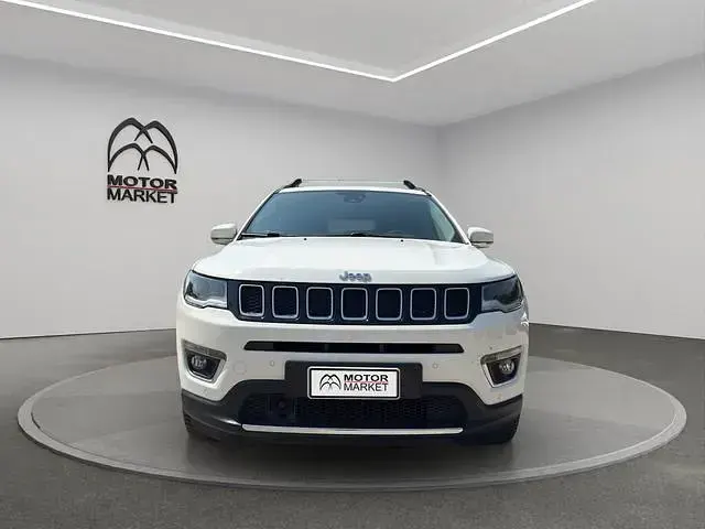 Usata Jeep Compass Limited 140 CV (102 kW) 2018 Bianco SUV
