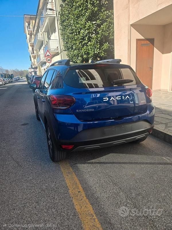 Usata Dacia Sandero 90 CV (66 kW) 2023 Blu Monovolume