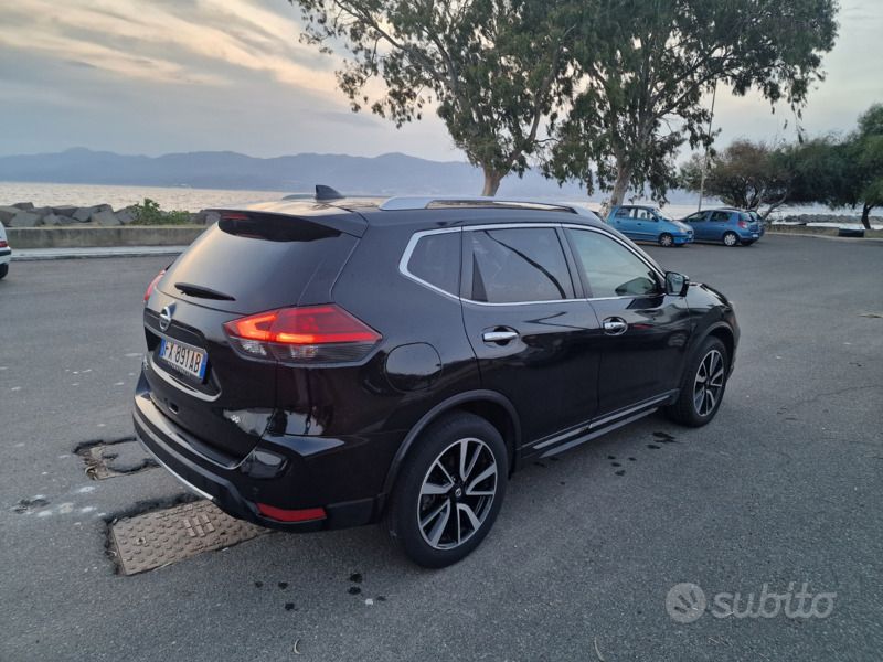 Nero Usata 2019 Nissan X-Trail SUV | 18.000 € (Buon prezzo) - Immagine 1/4