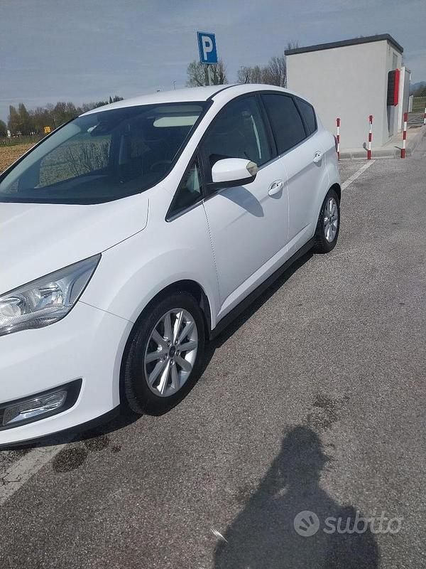 Usata Ford C-MAX Titanium S 120 CV (88 kW) 2018 Bianco Monovolume