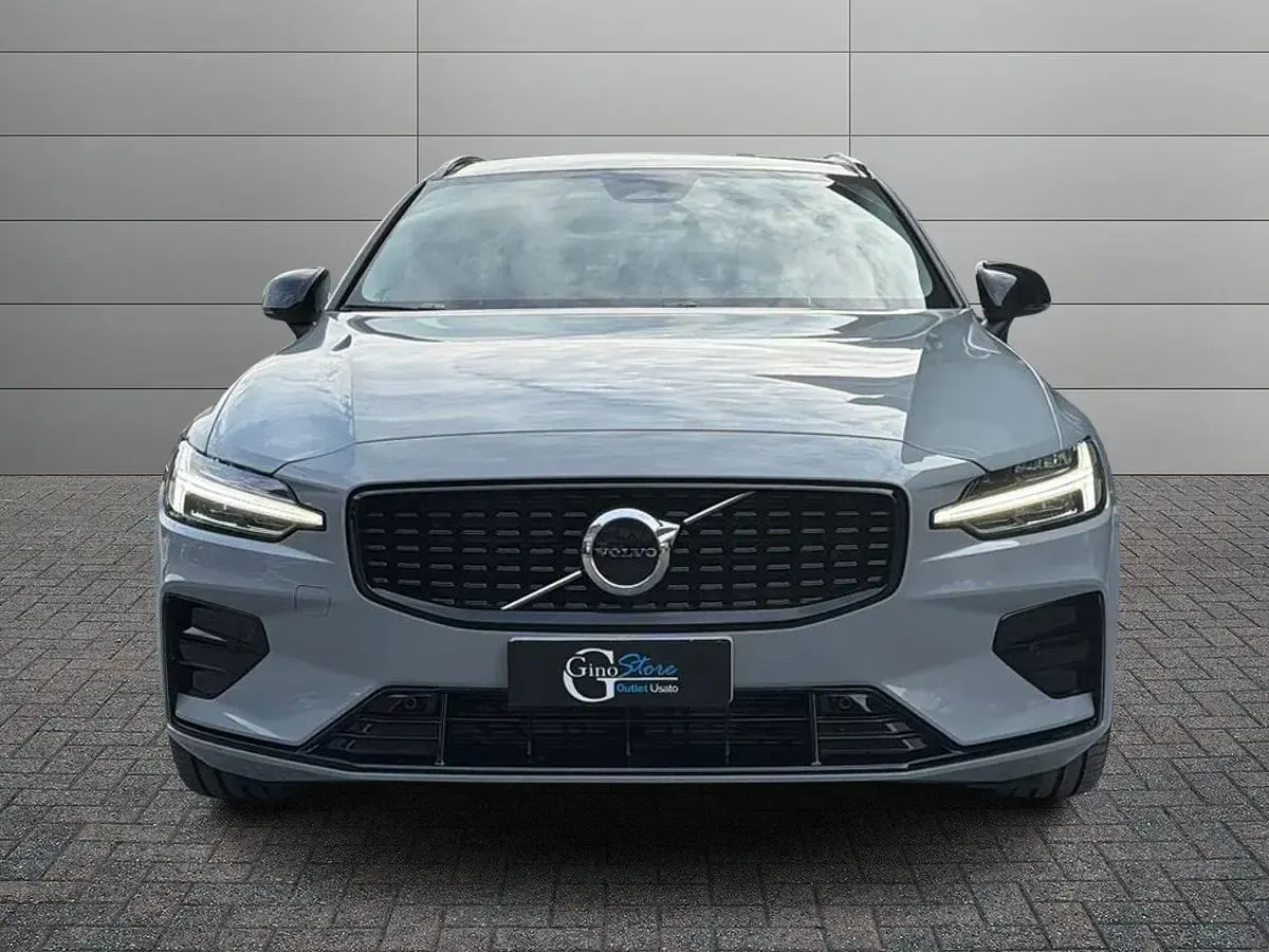 Usata Volvo V60 Plus 2026 Argento Station wagon