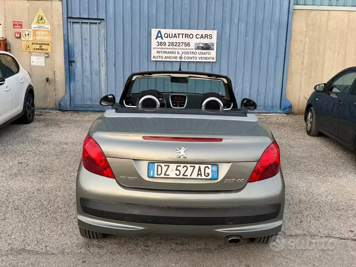 Usata Peugeot 207 CC 120 CV (88 kW) 2009 Grigio Cabrio