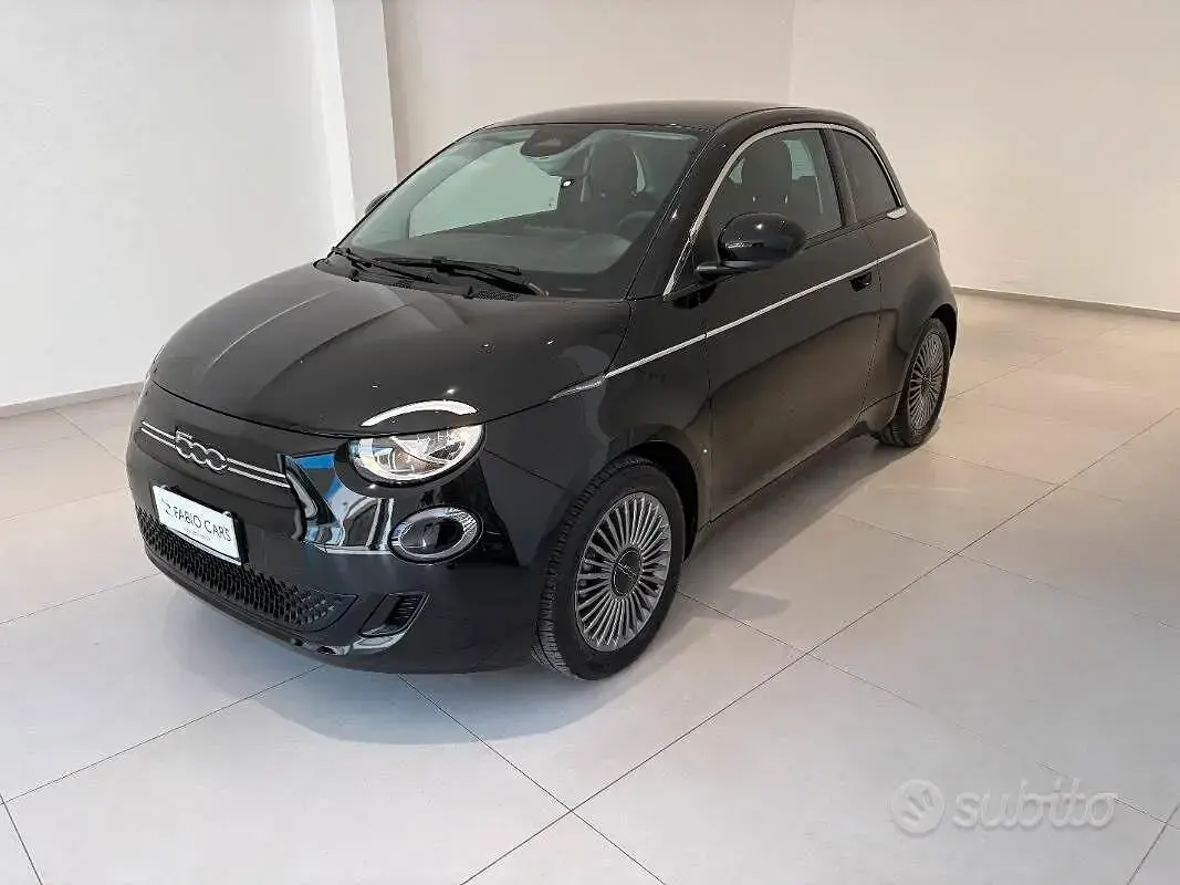 Usata Fiat 500e 42 kW (58 CV) 2024 Nero Berlina