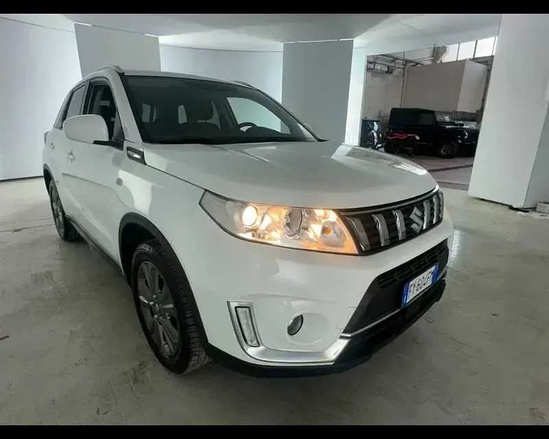 Usata Suzuki Vitara Cool 112 CV (82 kW) 2019 Grigio SUV