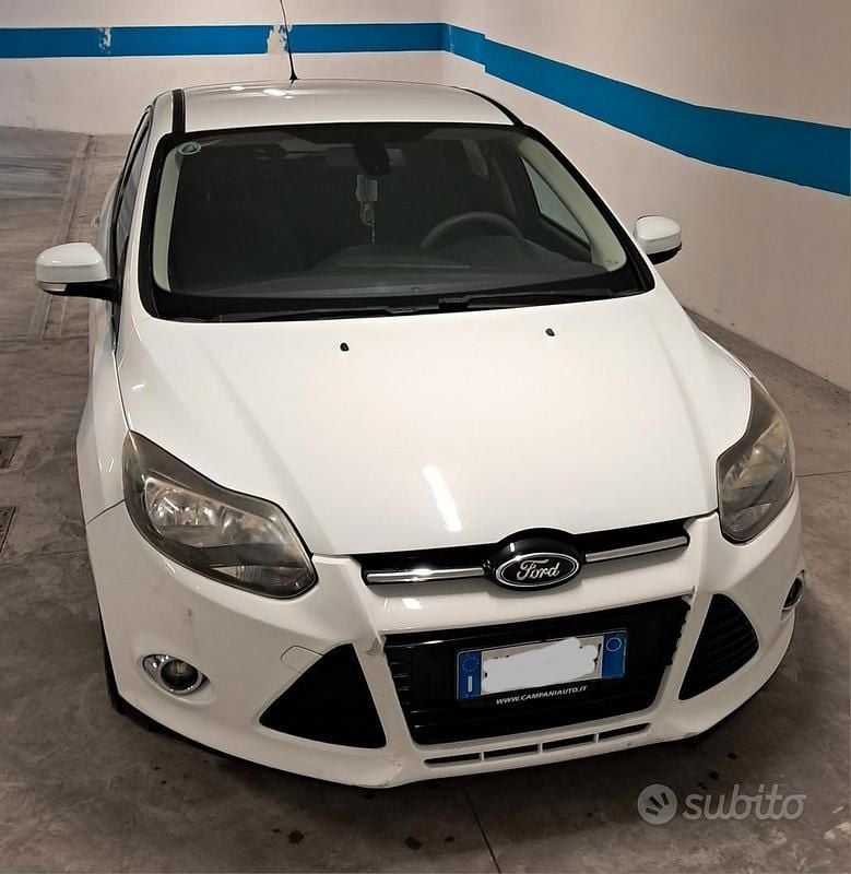 Usata Ford Focus Titanium 95 CV (69 kW) 2012 Bianco Berlina