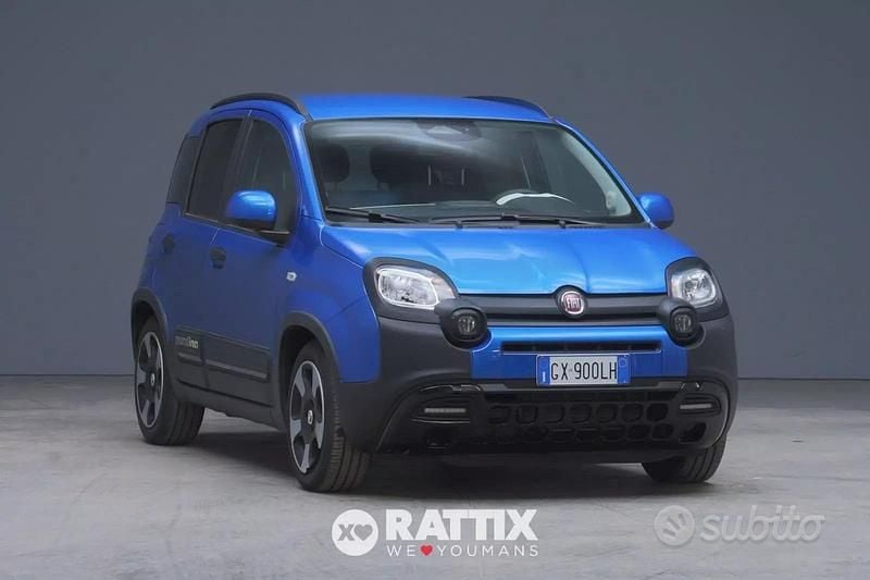 Blu Usata 2025 Fiat Panda Cross Due volumi | 11.700 € (Buon prezzo) - Immagine 1/4