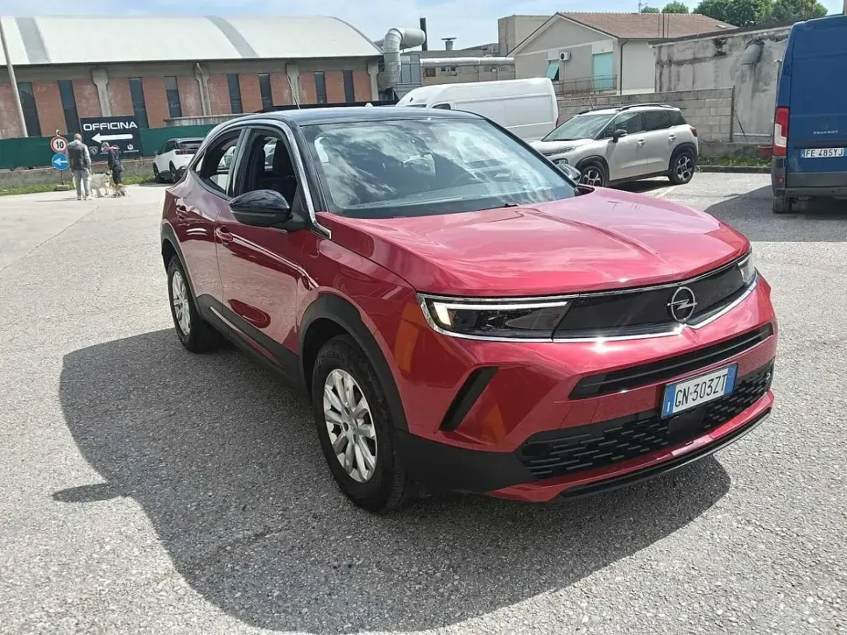 Usata Opel Mokka Edition 110 CV (80 kW) 2023 Rosso SUV